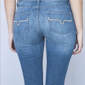 [Kimes Ranch Jeans] Lola • Soho Fade • Size 0x36”